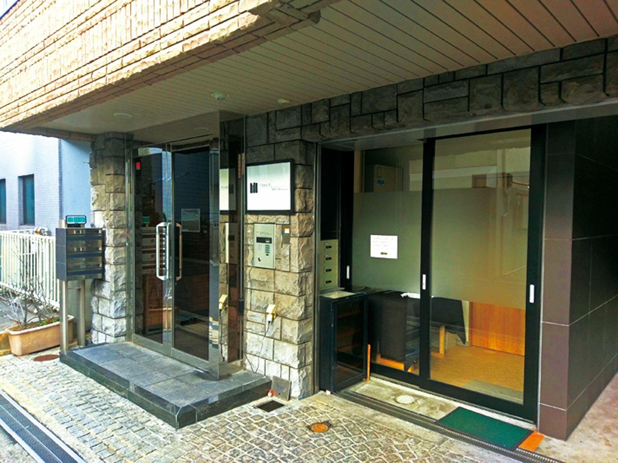 Terrace + House Bentencho Osaka Exterior photo